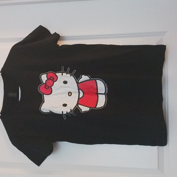 Gildan Tops - Hello Kitty - Black T-Shirt